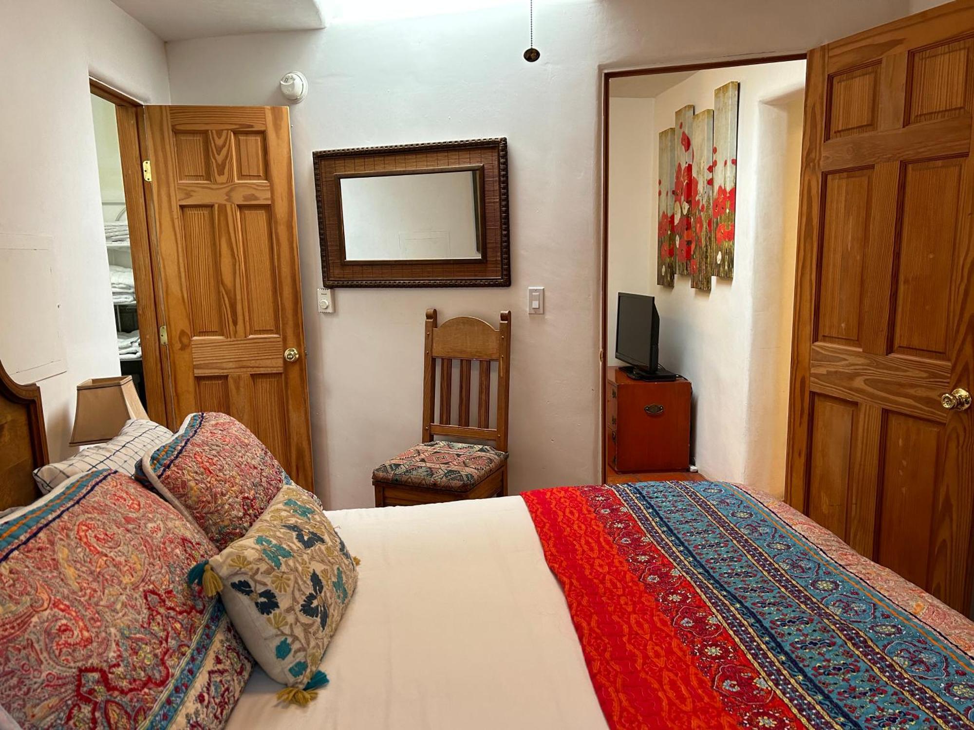 Casas De Guadalupe - Sante Fe Vacation Rentals サンタフェ エクステリア 写真